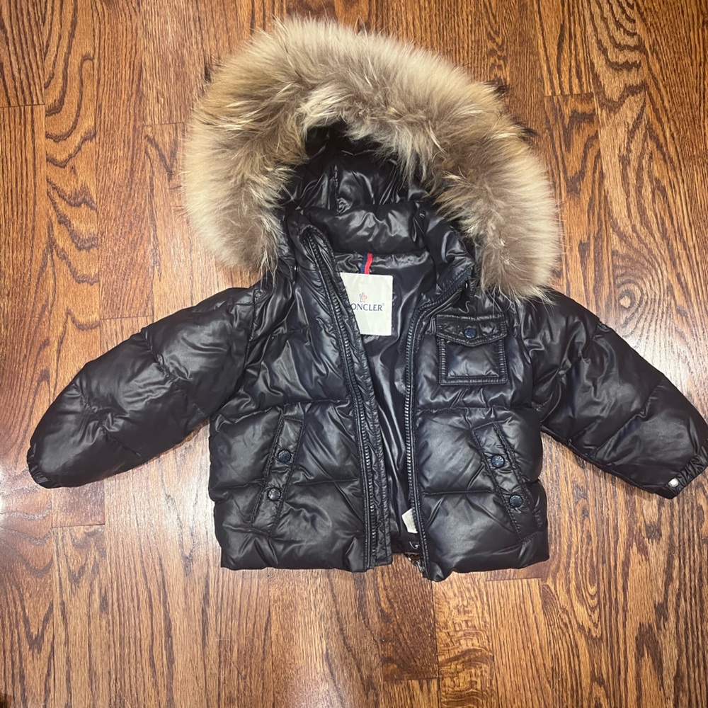 Black Puffer Jacket with Fur Trim